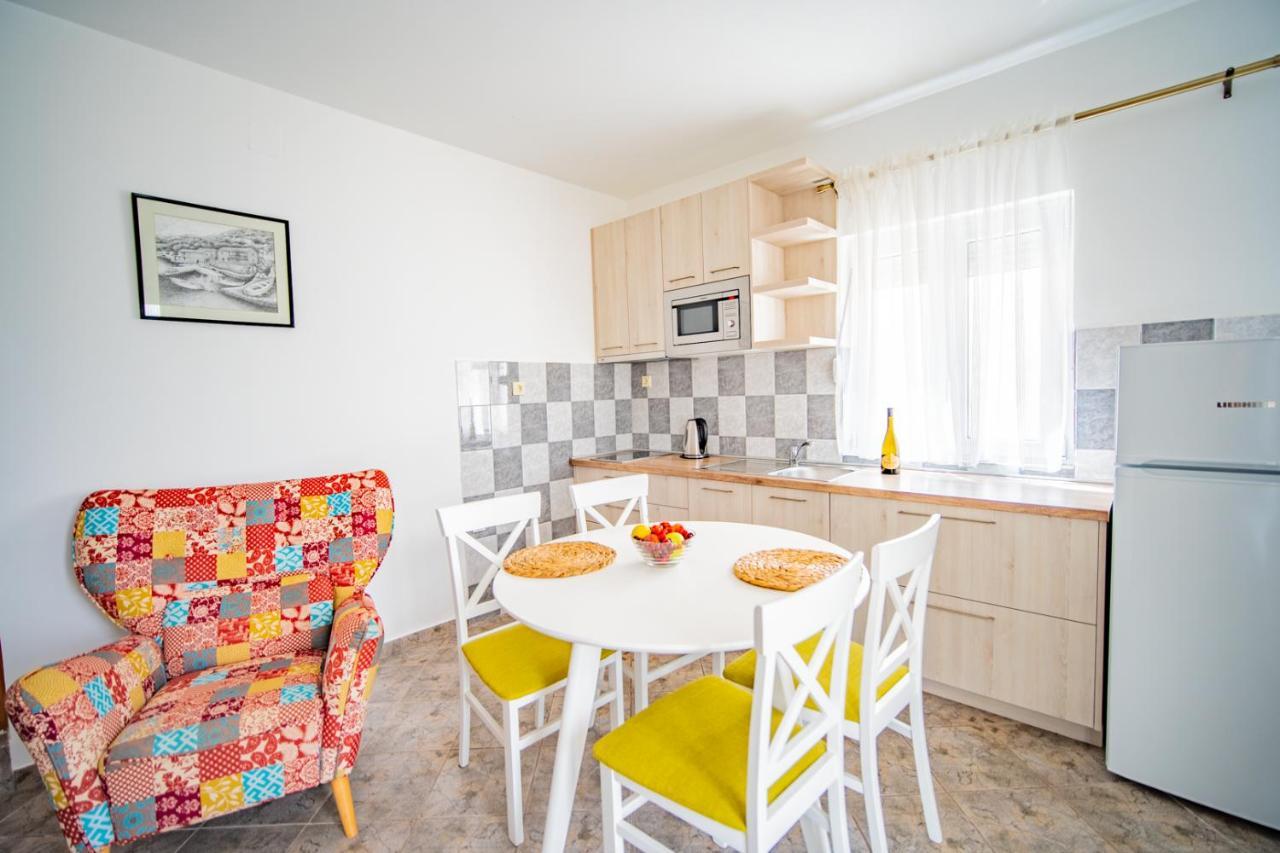 Apartments Novo Mulo Тиват Екстер'єр фото